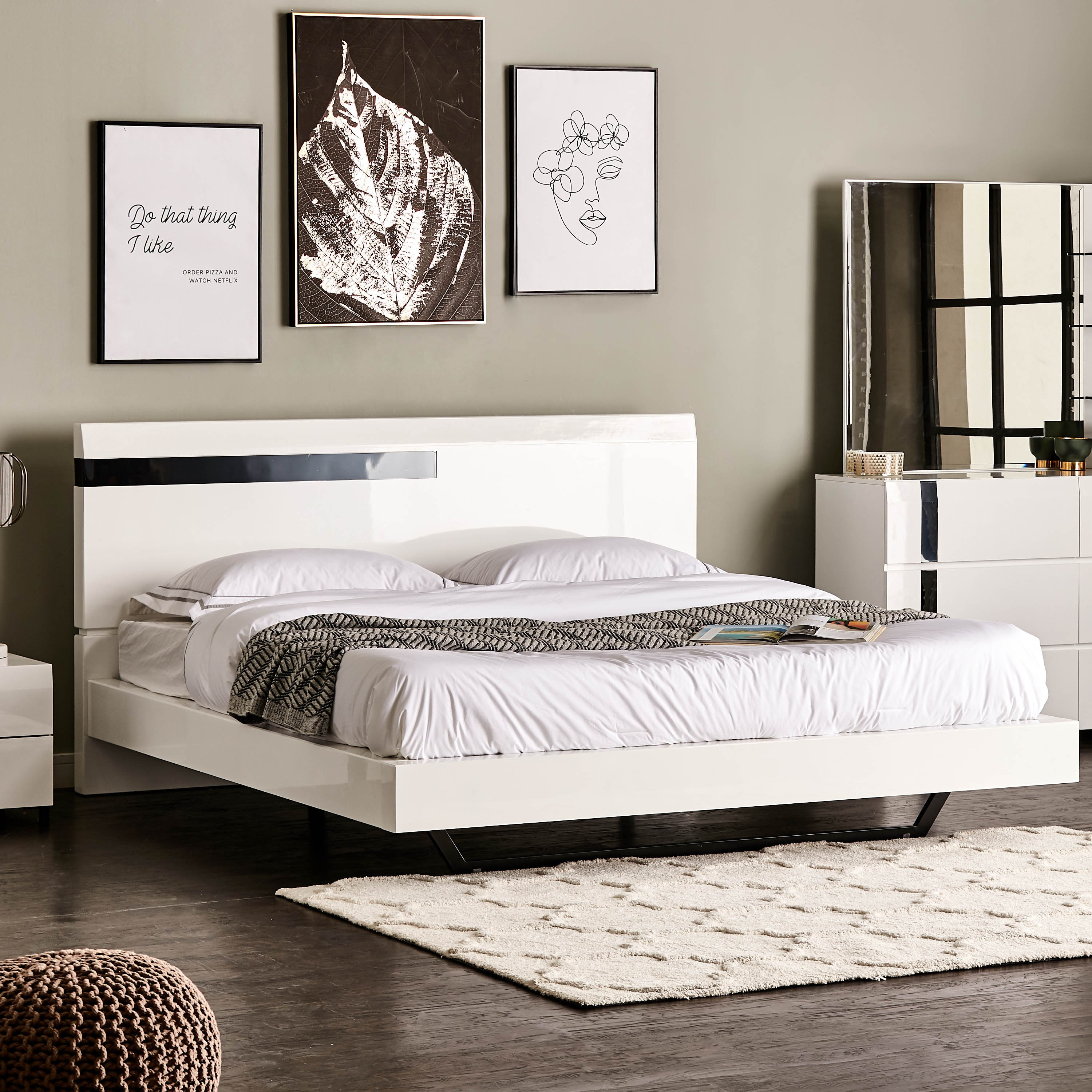 سرير كينج - سوليس - 180x200 سم
سرير كينج - سوليس - 180x200 سم