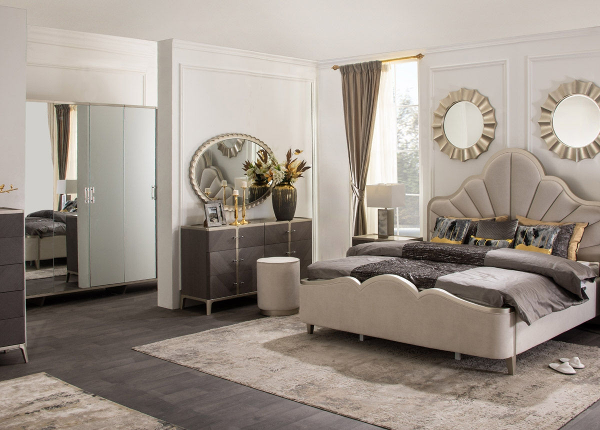 

طقم غرفة نوم بلمباجو سرير ملكى حجم 193X203 سم-