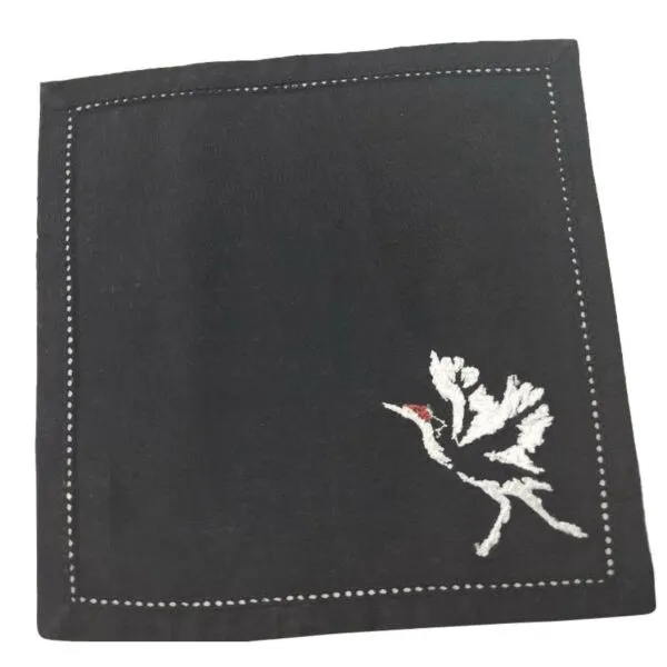 منديل طاولة مطرز اوموت - اسود ومتعدد الالوان