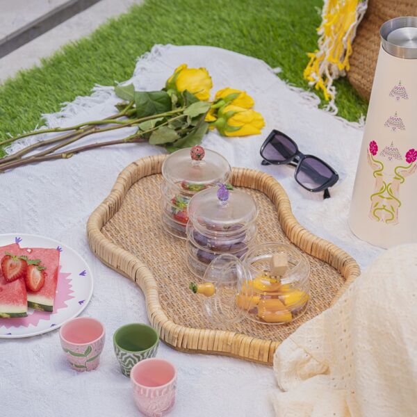 وعاء تقديم تمر مع غطاء من أزيلا لاي - شفاف