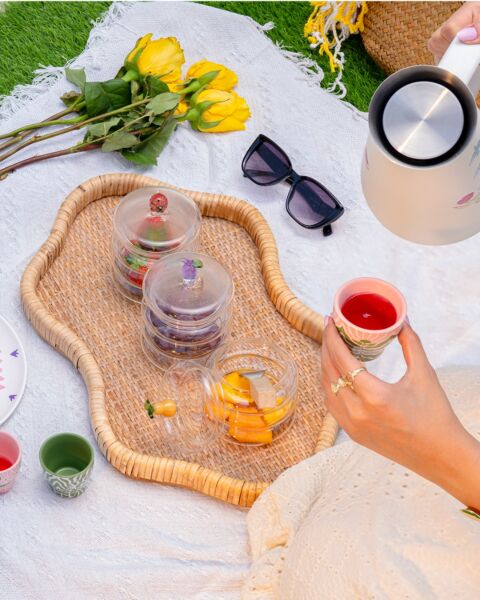 وعاء تقديم تمر مع غطاء من أزيلا لاي - شفاف