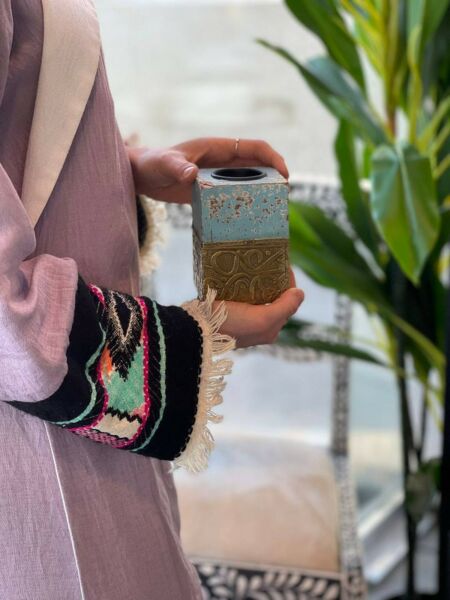 مبخرة أندالوسيا مع زخارف حروف عربية - ارتفاع 10 سم, لون أزرق 