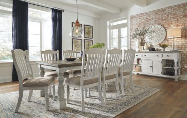 طاولة طعام بوردي