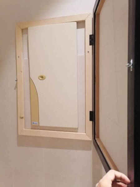 لوحة كانفاس لتغطية طبلون الكهرباء شكل ورق شجر