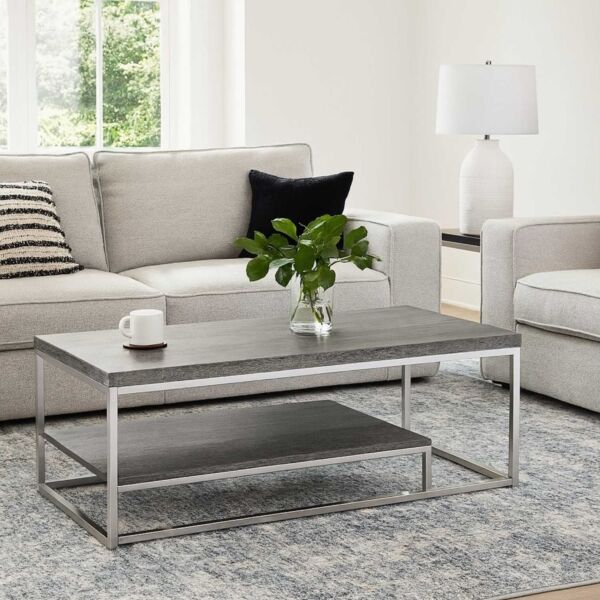 طاولة قهوة من ستيف سيلفر