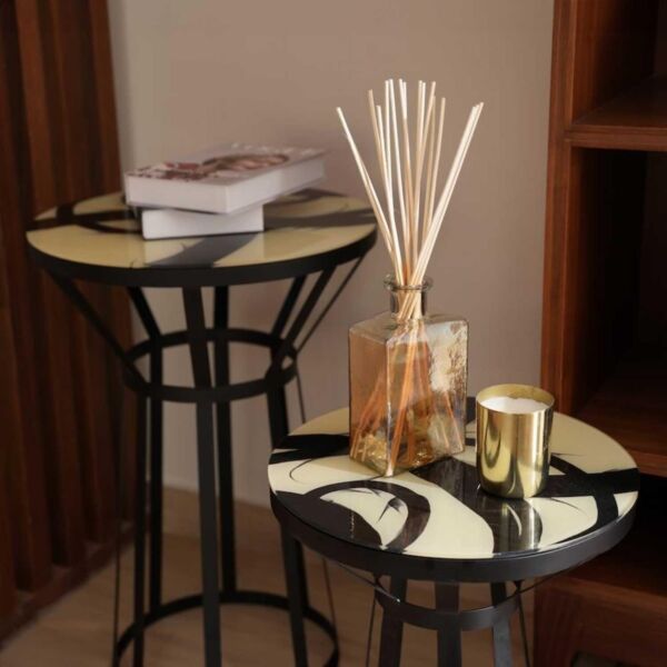 طاولة جانبية رخام طبيعي من جي أو إكسبورتس - اسود