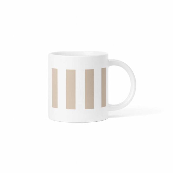 كوب قهوة من أثيلة - ابيض وبيج