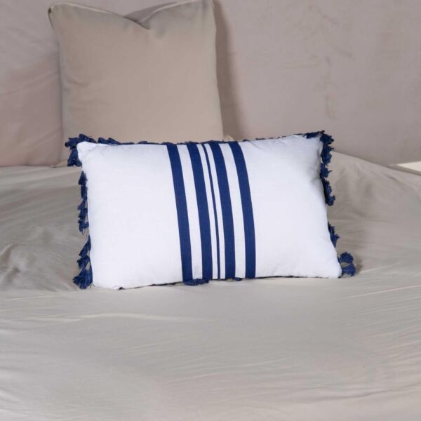وسادة من سولانا - ابيض وازرق