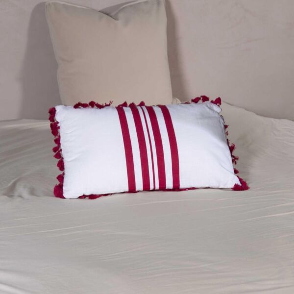 وسادة من سولانا - ابيض واحمر