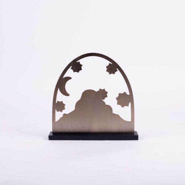 تحفة ديكور من امارا - ذهبي واسود