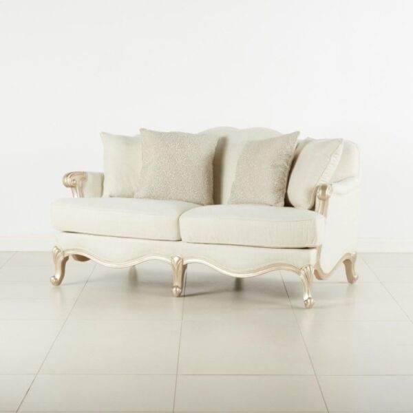 طقم كنب كلاسيكي 4 قطع كايلا - عاجي وذهبي