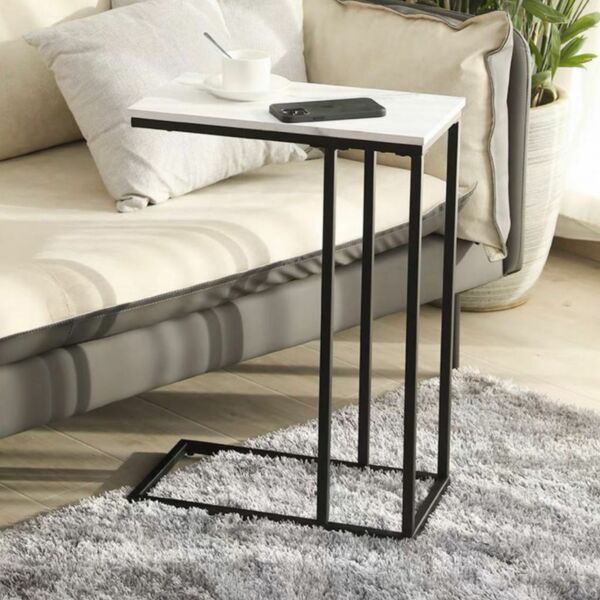 طاولة جانبية جيلان - أبيض رخامي وأسود