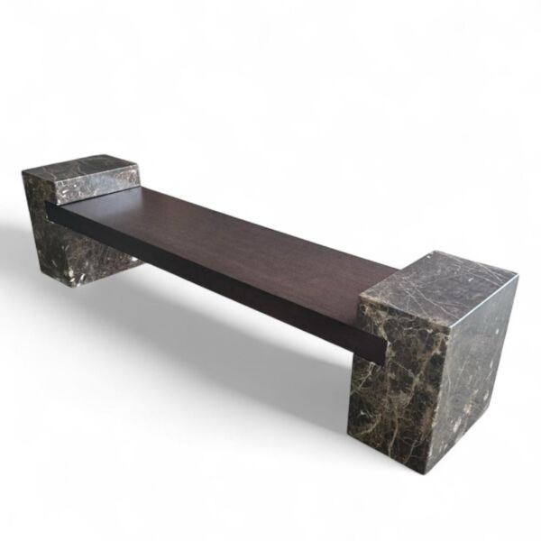 طاولة تلفزيون خشب الجوز و اطراف رخام طبيعي