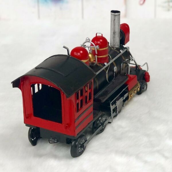 ديكور قطار بخار قديم حديد