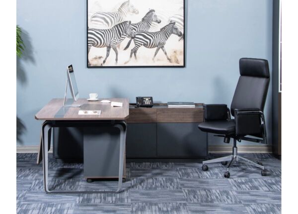 طاولة مكتب جاكلين