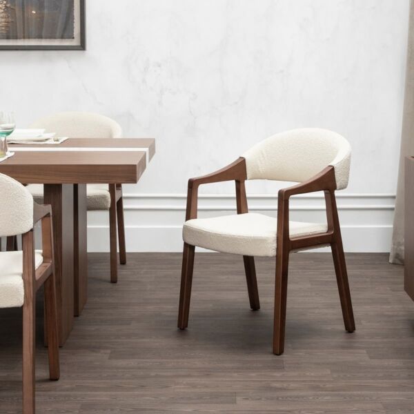 كرسي طعام بأيدي وستفول