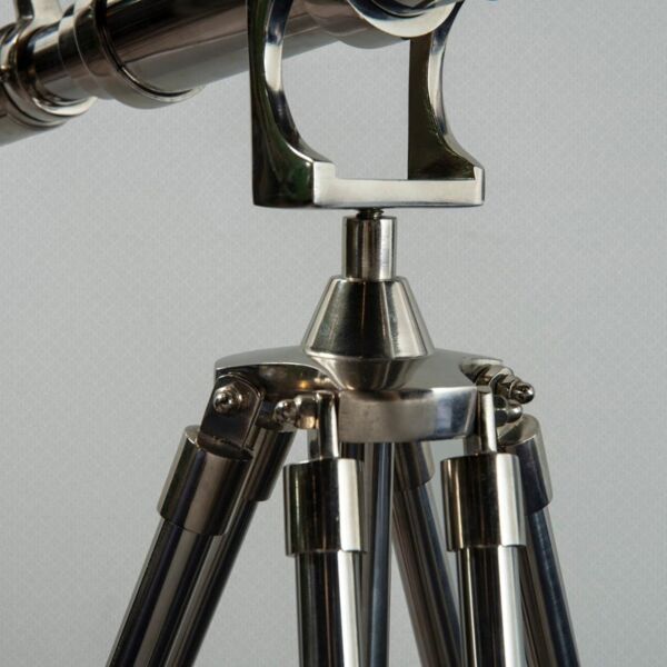 تحفة فنية تلسكوب سيمبرا