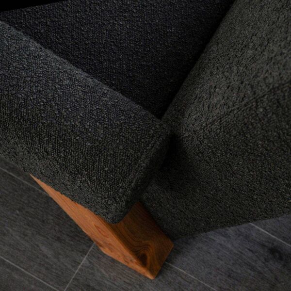 كنبة مفردة بأيدي غاريت - اسود وبني