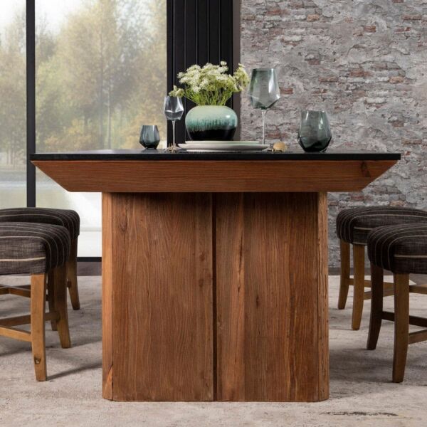 طاولة طعام توبيا