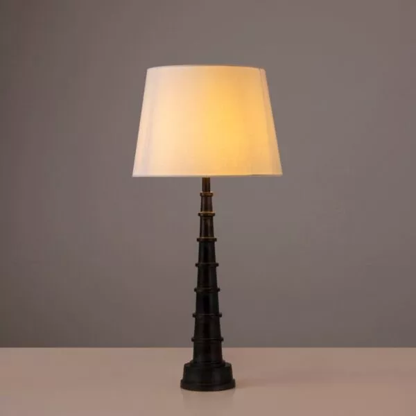 أبجورة طاولة أركاني