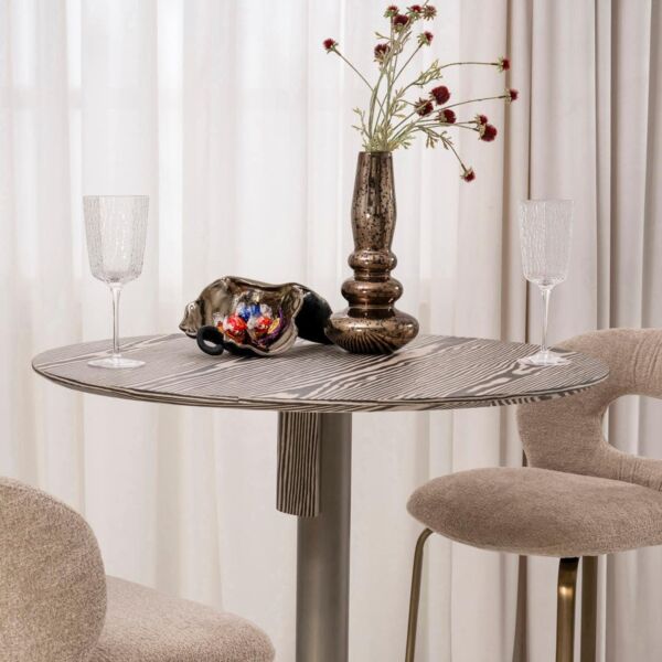 طاولة طعام مرتفعة كريستا