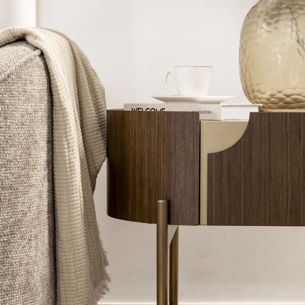 طاولة جانبية كلارن