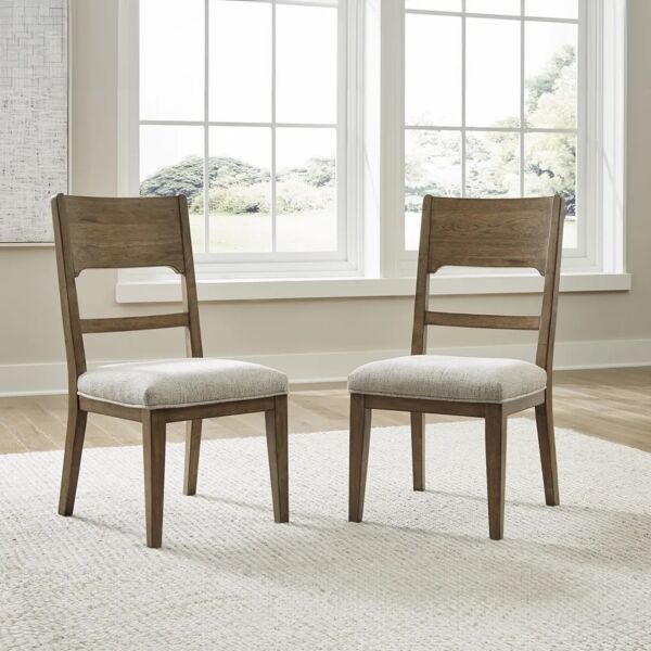 كرسي طعام كاباليناس