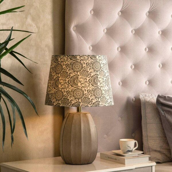 ابجورة طاولة فيلاتا