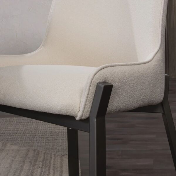 كرسى طاولة طعام تريفورا