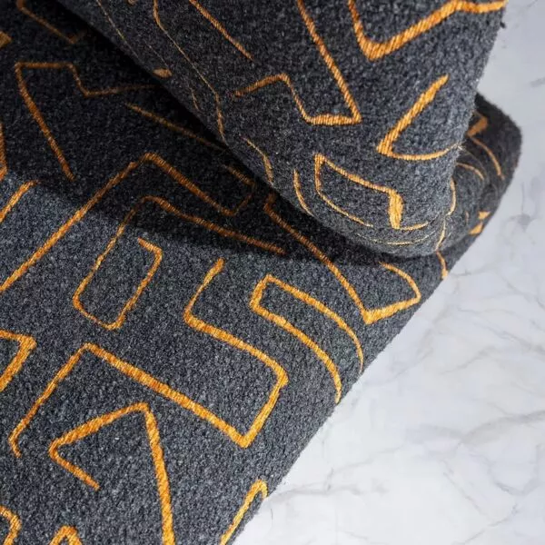 كرسي مفرد ماكايو - اسود وذهبي