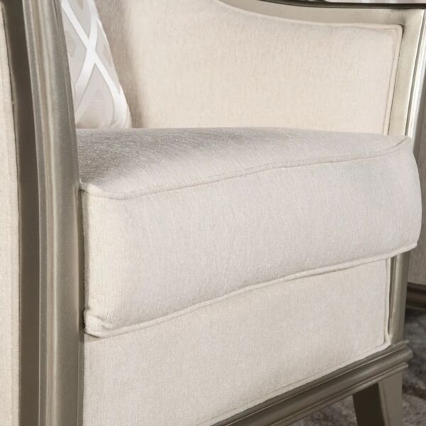 كرسي مفرد بأيدي دريمر