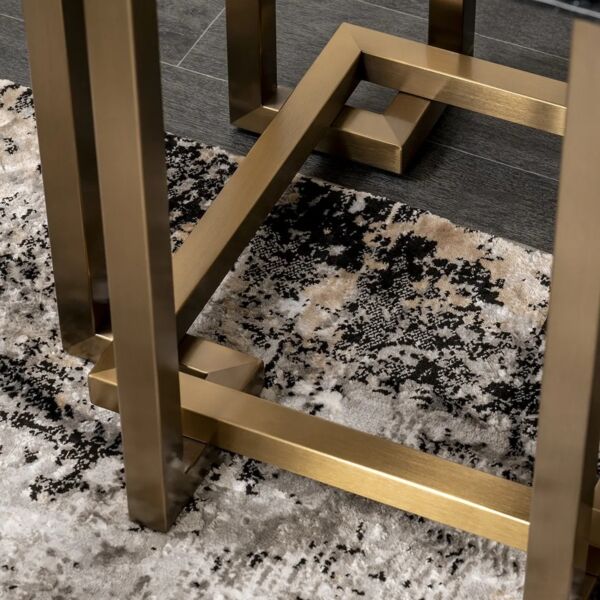 طاولة جانبية سارتوريا - اسود وذهبي