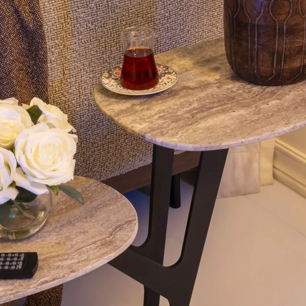 طاولة جانبية مارجا - رمادي واسود