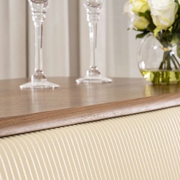 طاولة مرتفعة جيليان كريمي