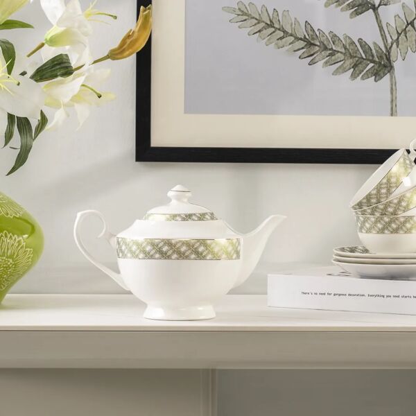 ابريق شاي زافا - أبيض