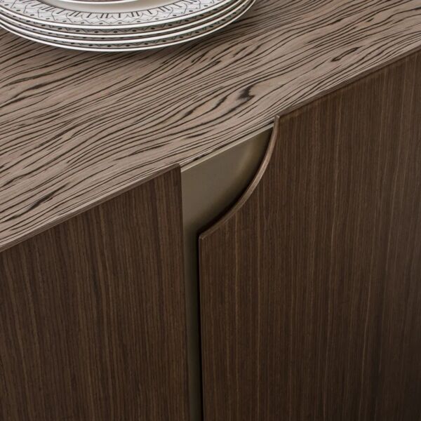 طاولة بوفيه سوميت