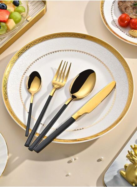 طقم أدوات مائدة 24 قطعة ذهبي وأسود من صن هوم