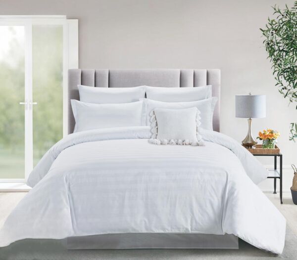 لحاف كوين فندقي مقلم قطن بلوجرين