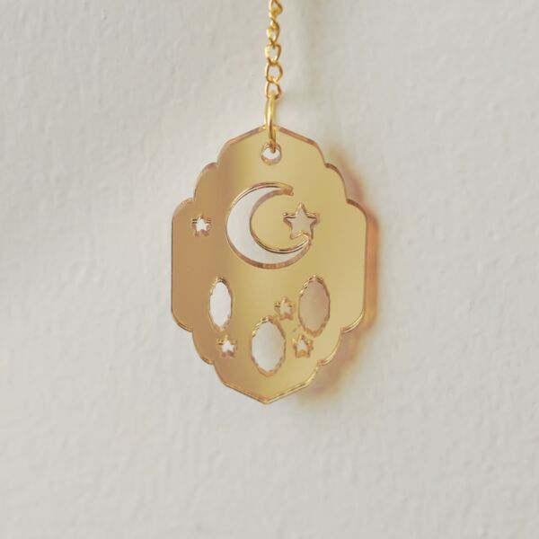 تعليقة كينلي اكريليك - ذهبي