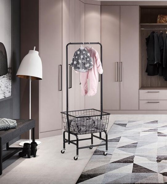 علاقة ملابس متحركة وسلة - أسود