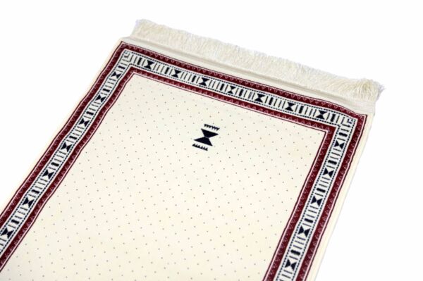 مصلى تراث الشمال 5 أشخاص مقاس 250×110 سم - 8 ملِ