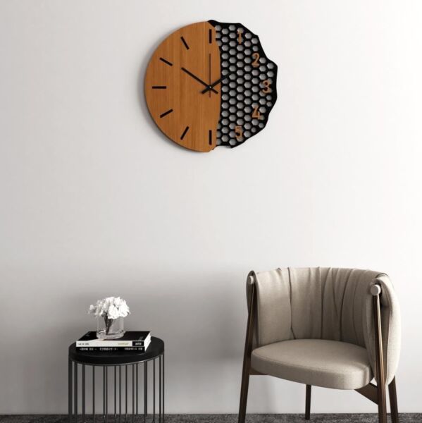 ساعة جدارية خشبية ميرا - اسود
