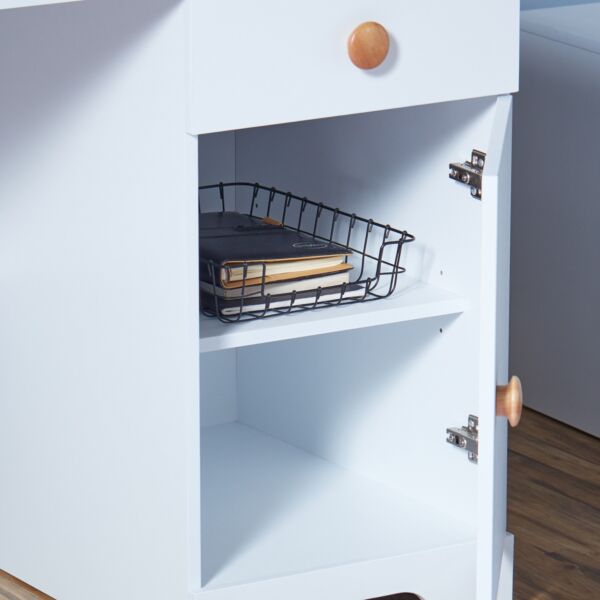 مكتب دراسة بمساحة تخزين سكاي - ابيض