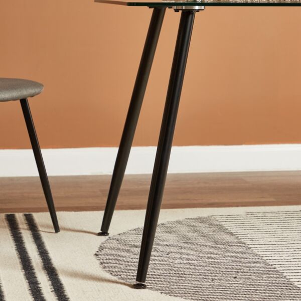 طاولة سفرة بسطح زجاجي لـ6 مقاعد من ويلما