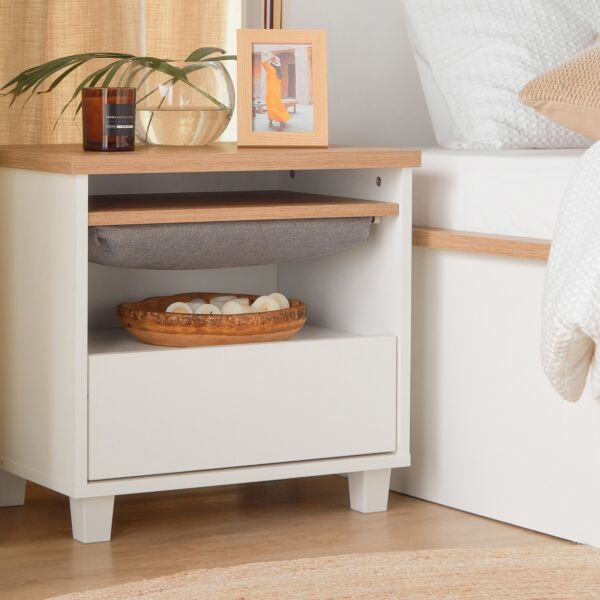 طاولة جانبية من أوكتون