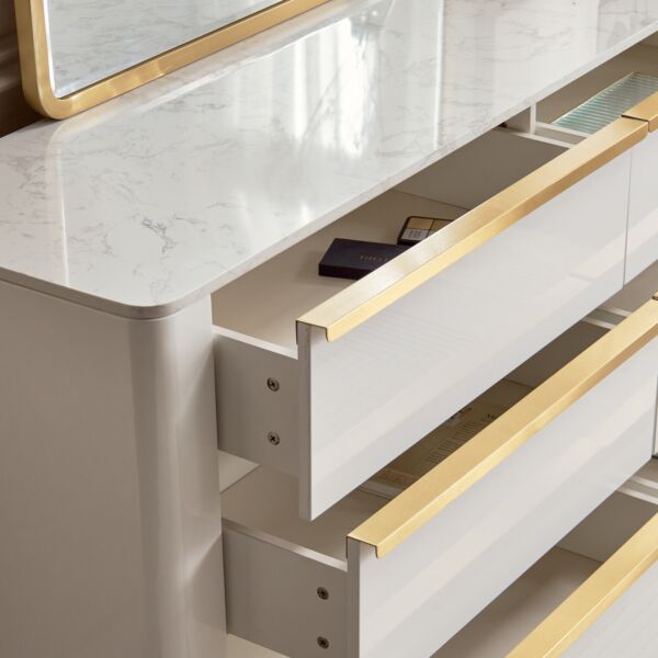 طاولة تزيين بـ6 أدراج ومرآة - نيو لوكس