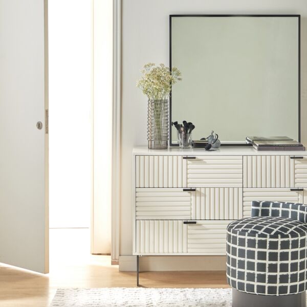 طاولة تزيين بمرآة و6 أدراج - ستارك