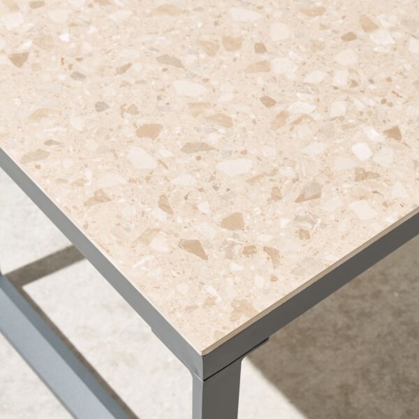 طقم كراسي خارجية 4 مقاعد مع طاولة ريفا - رمادي