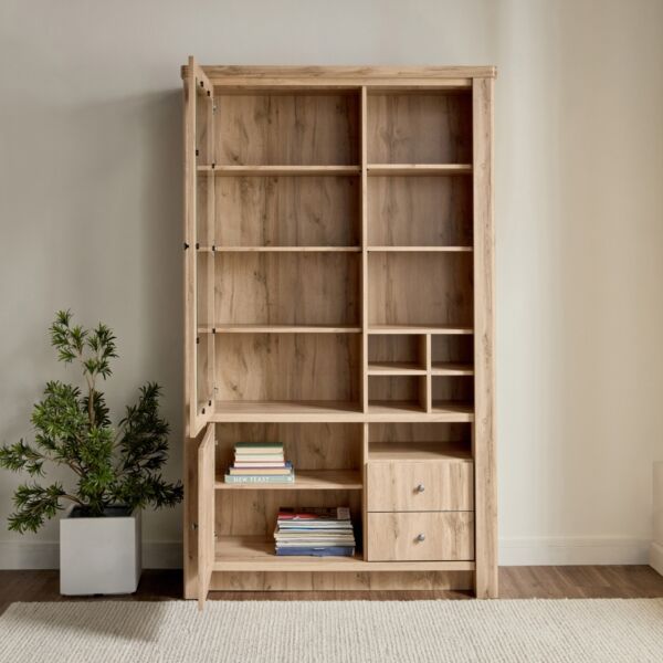 خزانة كتب - سمر بلوطي