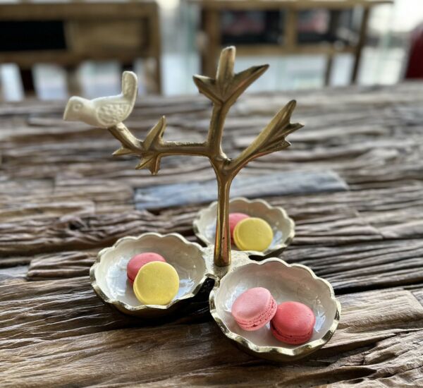 طبق تقديم كلاسي-ابيض